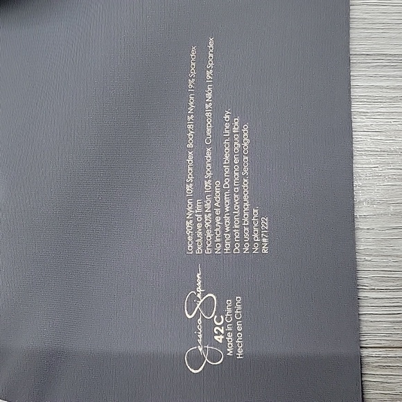 JESSICA SIMPSON BRA. - Picture 6 of 6